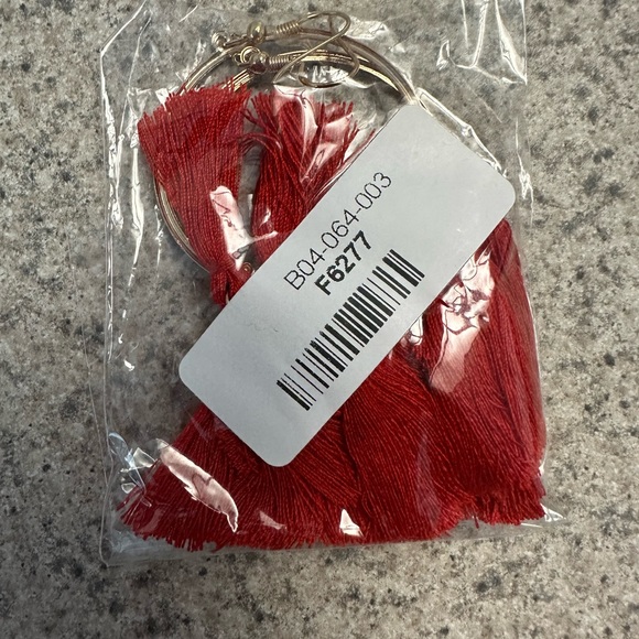 Fringe earrings - Picture 3 of 3